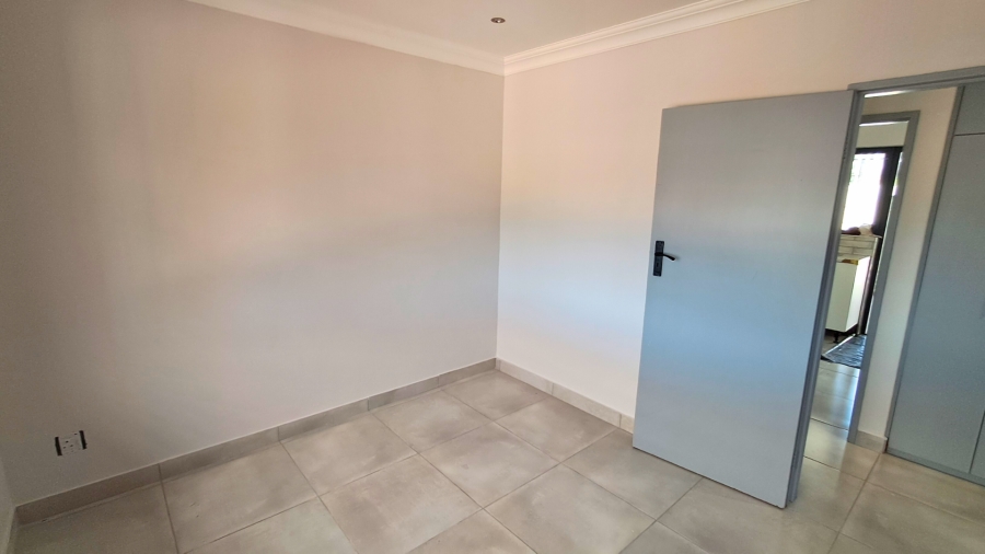 To Let 3 Bedroom Property for Rent in Ruwari Western Cape